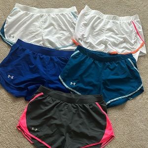 Like NEW Under Armour running shorts with liner!!